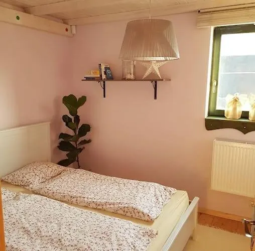 Tranquil In Banska Stiavnica Mountain בית נופש Uhliska